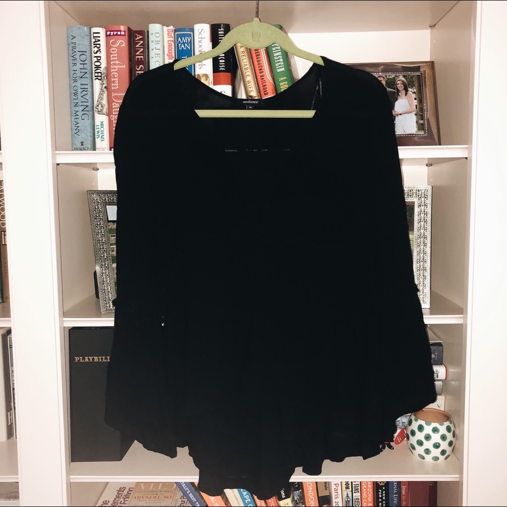 [Forever 21] butterfly sleeve peasant top